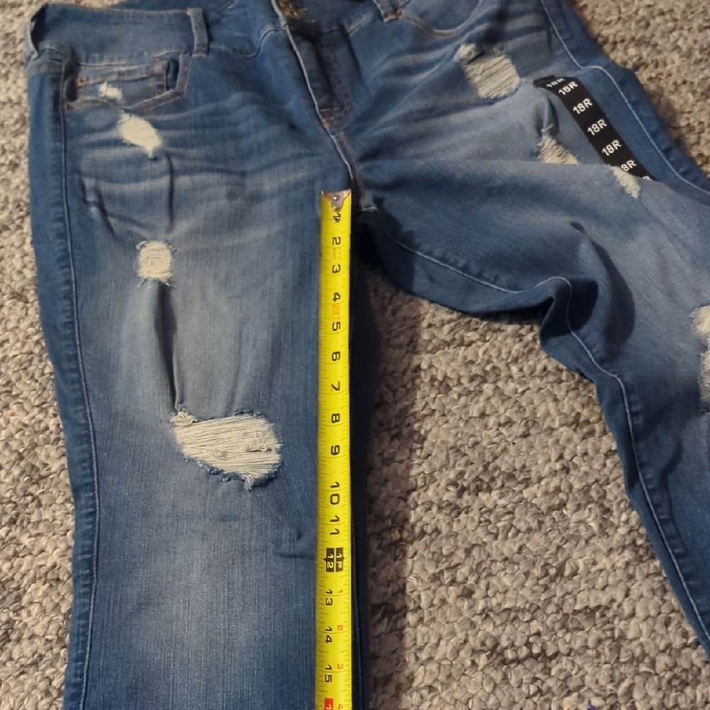 torrid Medium Blue Distressed High-Rise Skinny Jeans - Picture 6 of 7